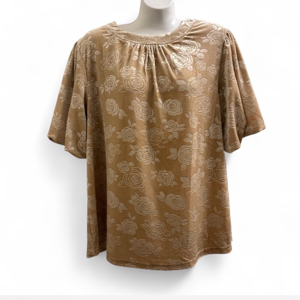 Women's Floral Short-Sleeve Velvety Top in Tan